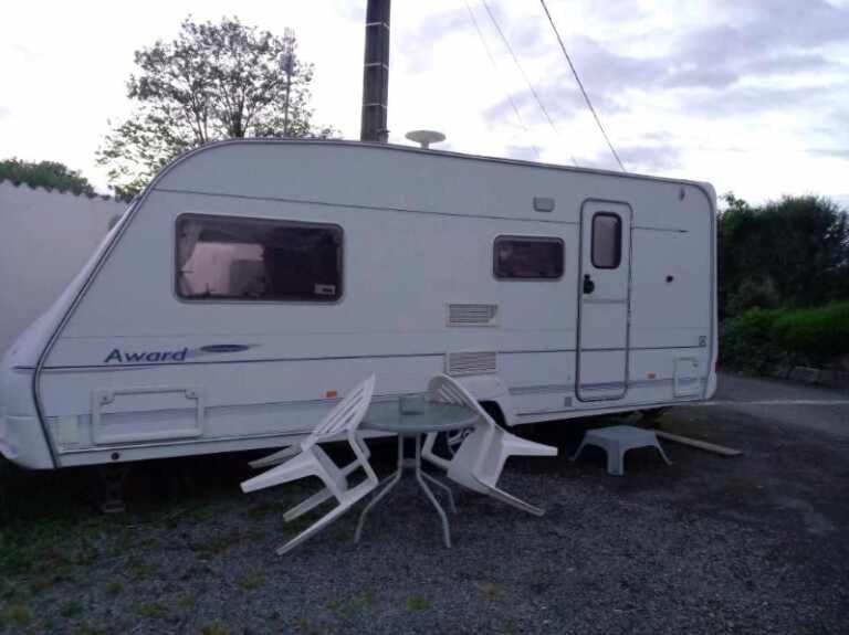 Camping Du Puy Rond Брессюір Екстер'єр фото